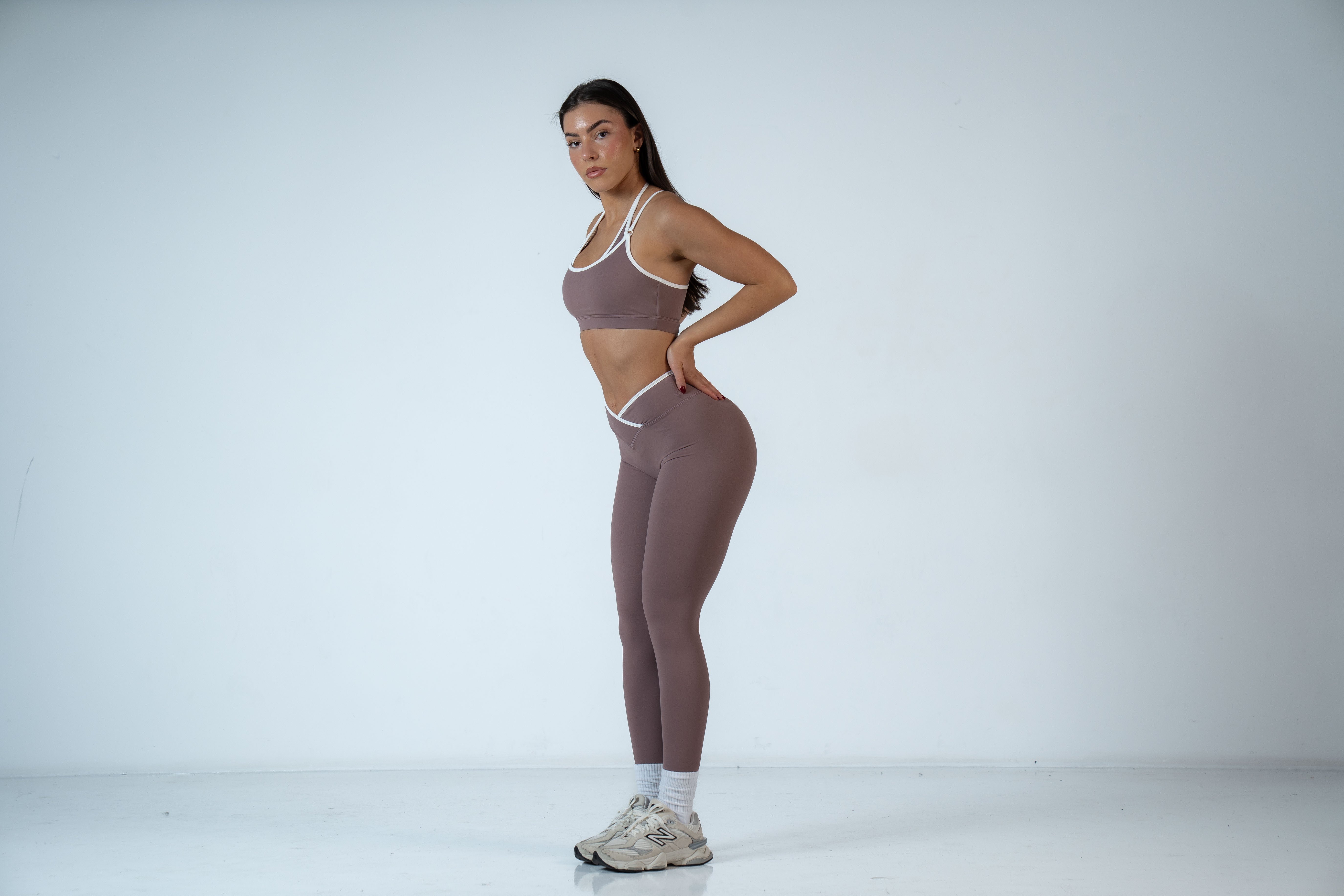 Nuè Luxè Leggings- Mocha Mauve