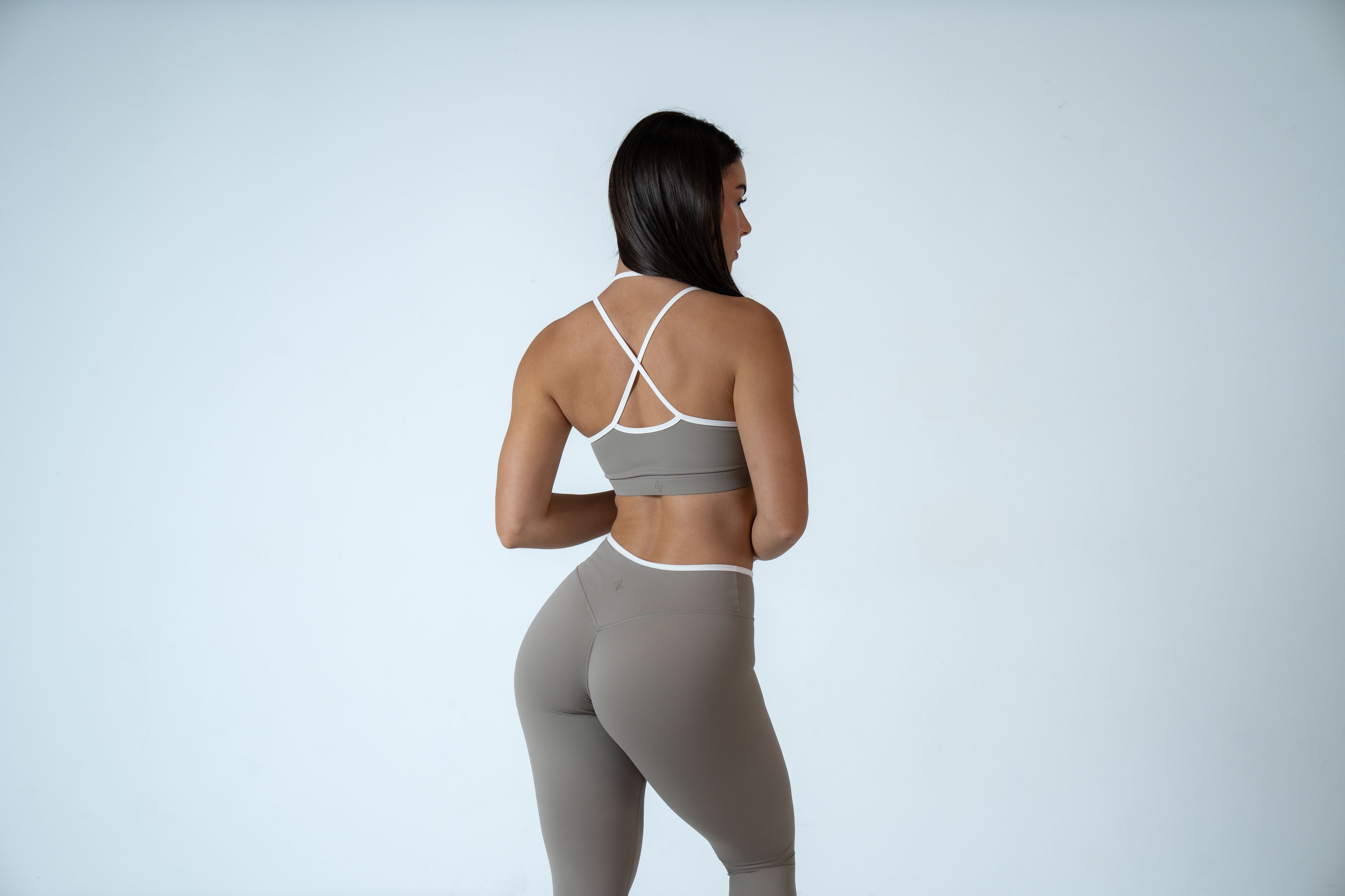 Nuè Luxè Crop - Matcha Crème