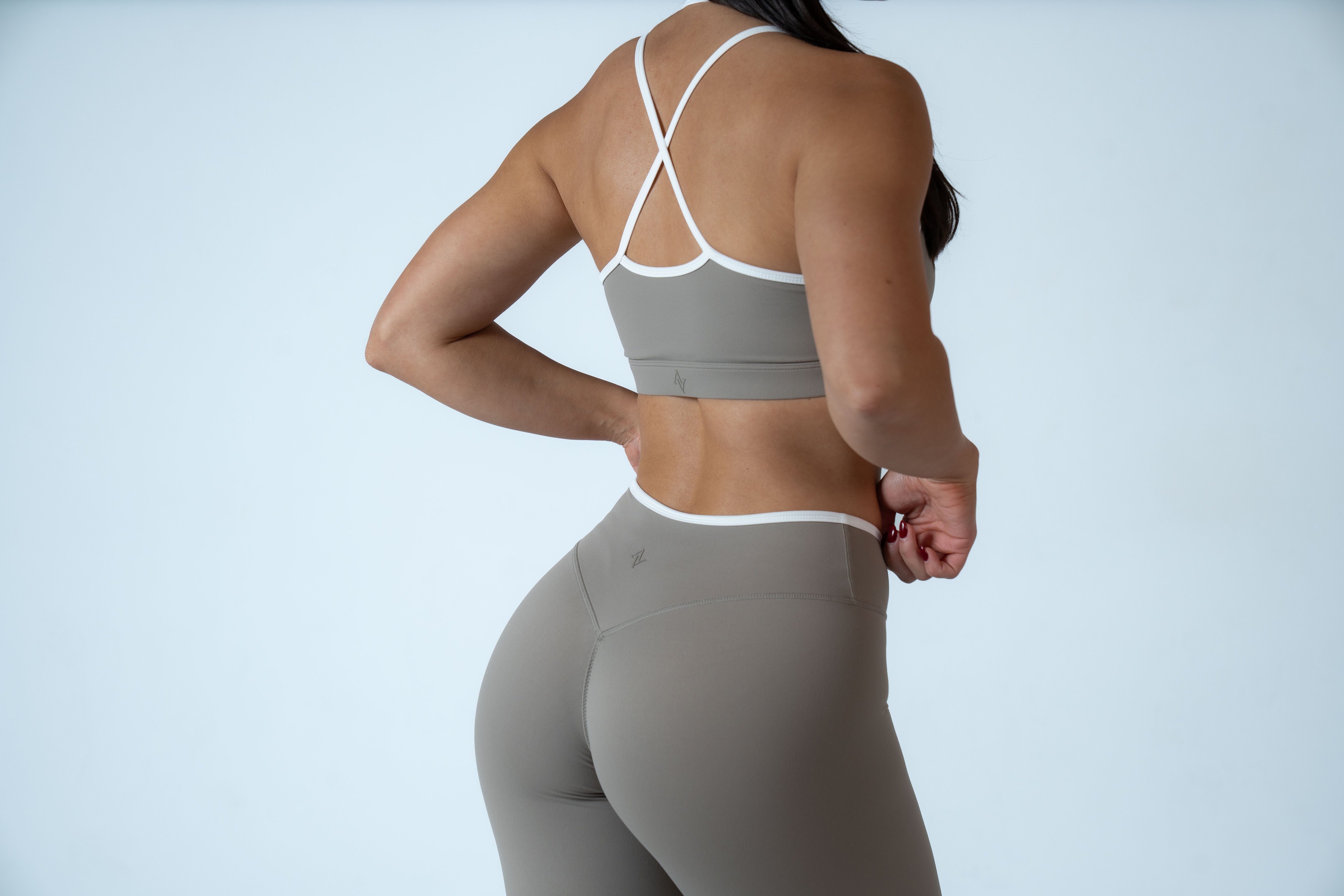 Nuè Luxè Leggings- Matcha Crème